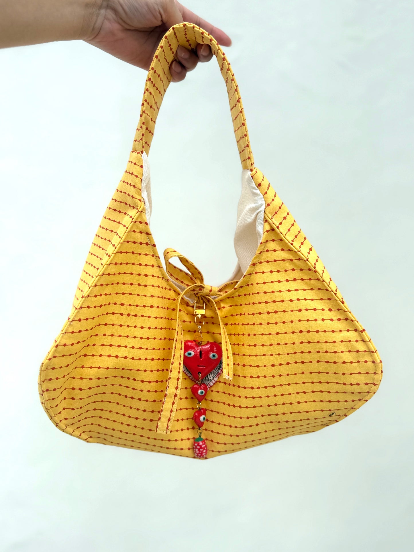 Cherry-Banana Kili Bag