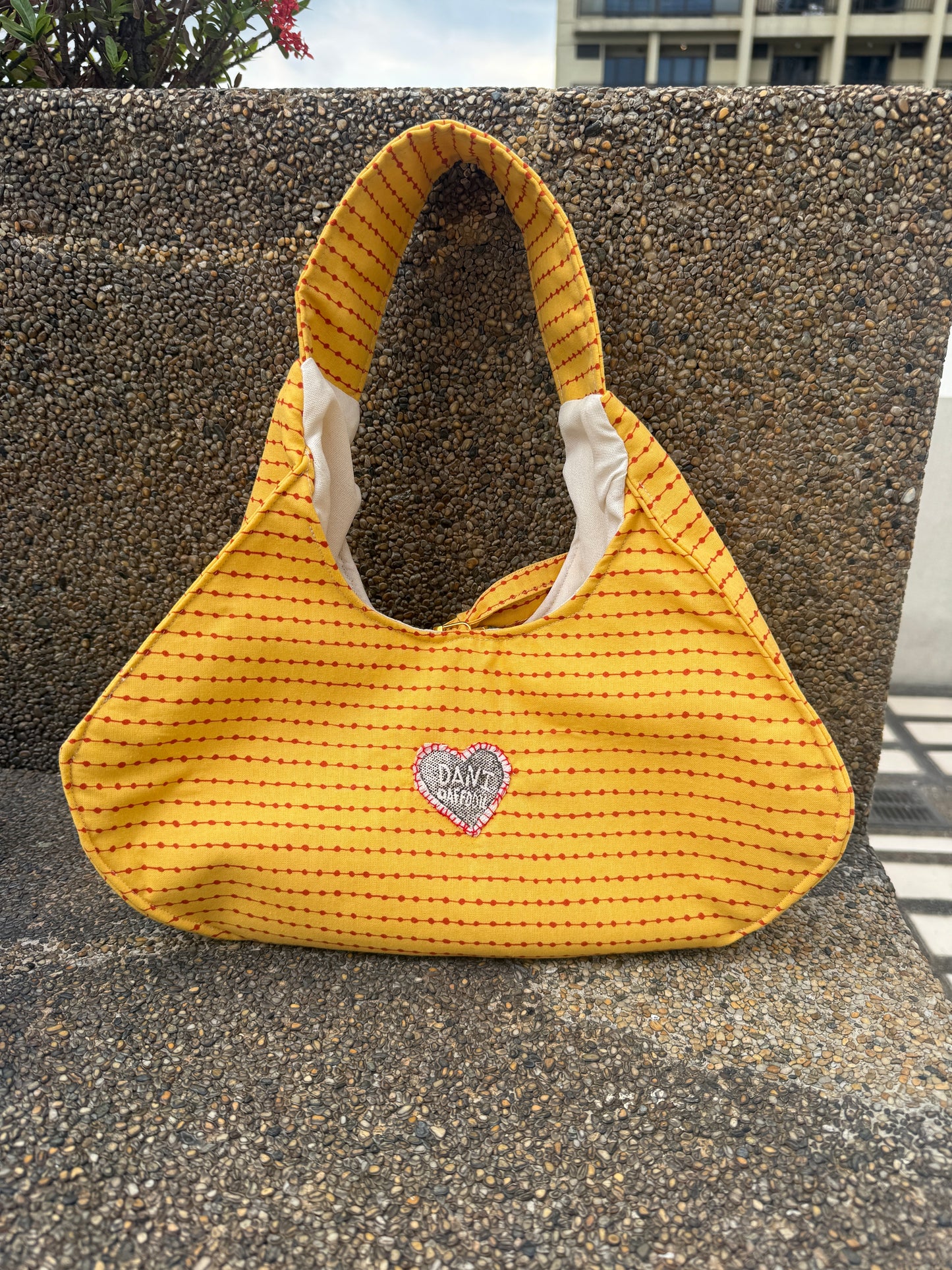 Cherry-Banana Kili Bag